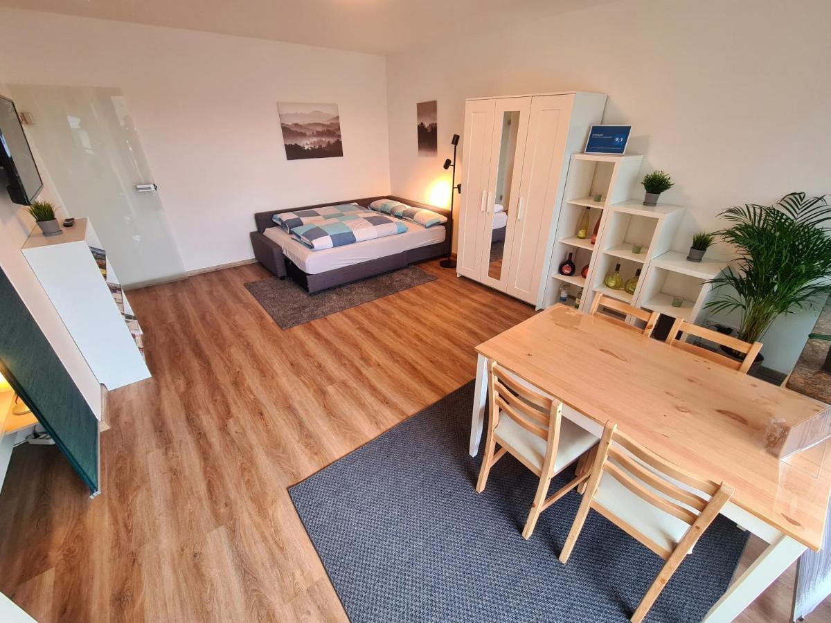 1,5 Zimmer Apartments Mit Traumhafter Aussicht Бад Кисинген Екстериор снимка