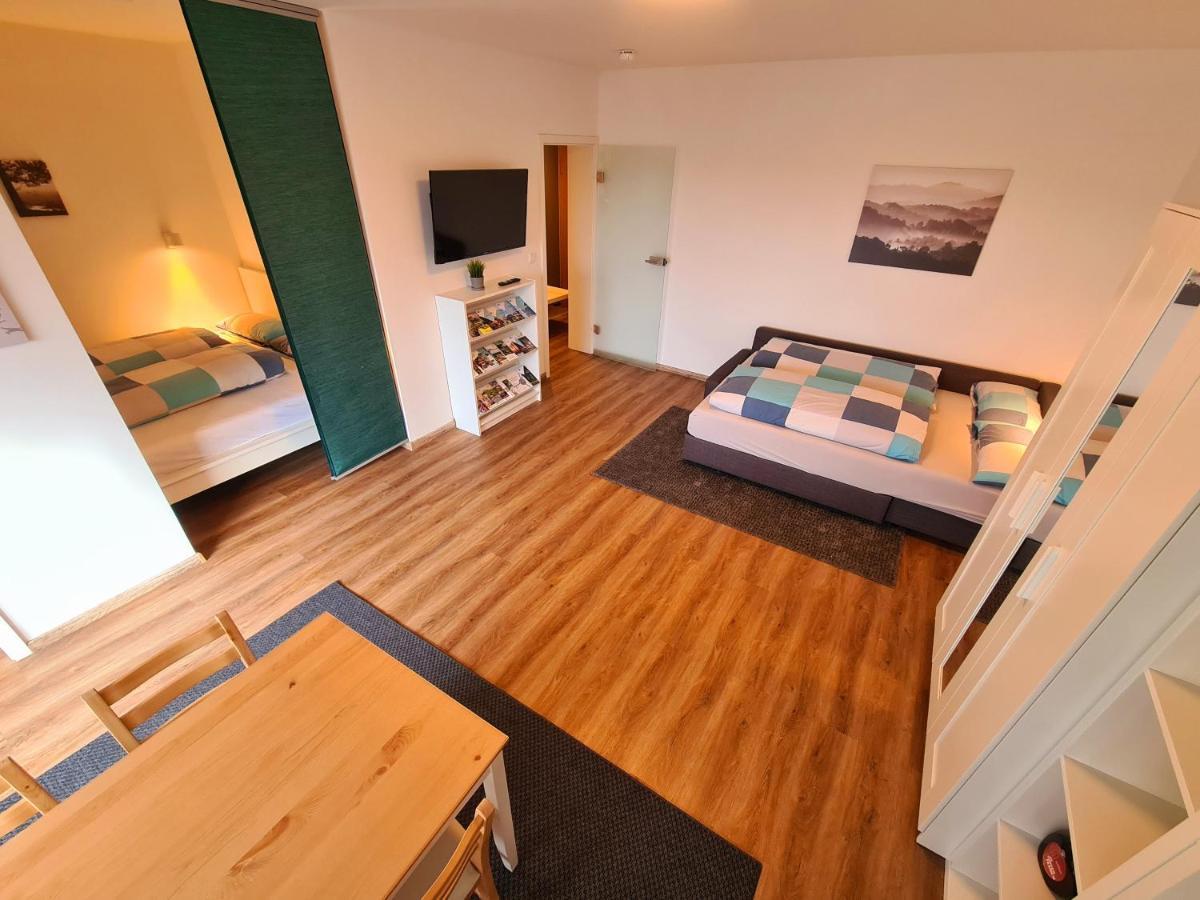 1,5 Zimmer Apartments Mit Traumhafter Aussicht Бад Кисинген Екстериор снимка