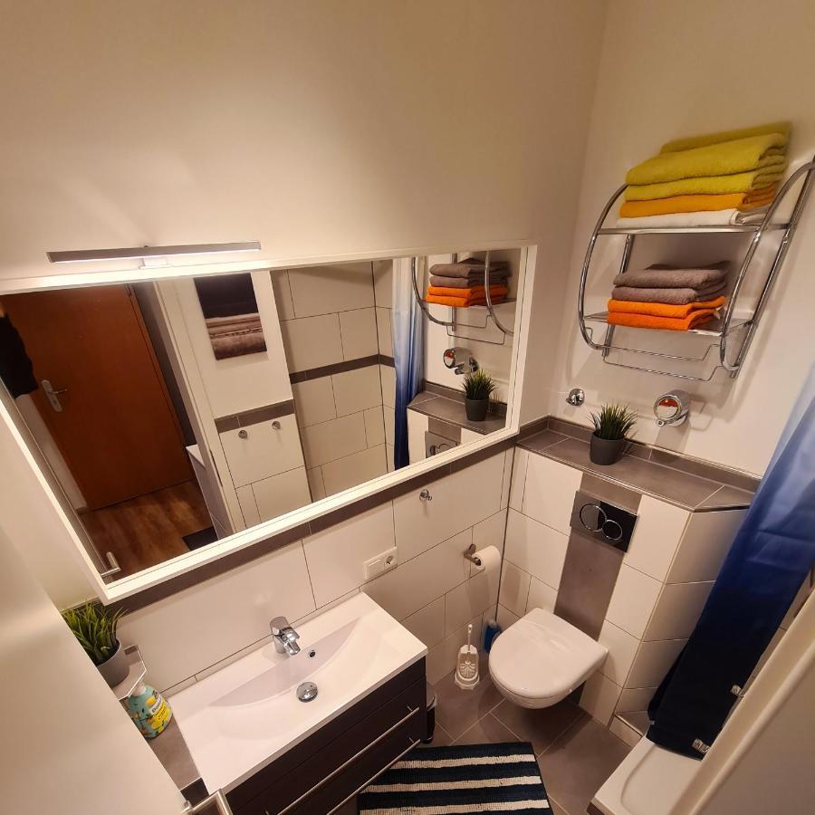 1,5 Zimmer Apartments Mit Traumhafter Aussicht Бад Кисинген Екстериор снимка